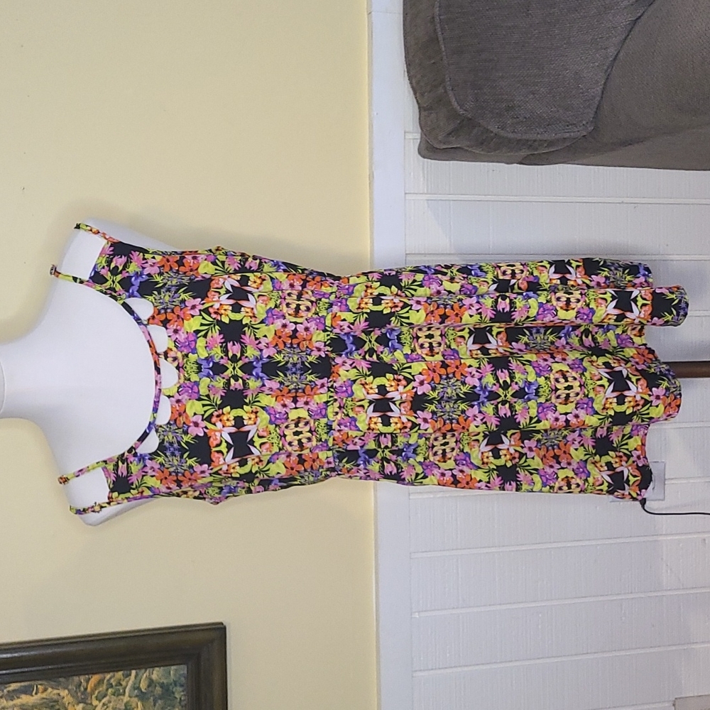 Dex Floral printed summer dress size Medium
